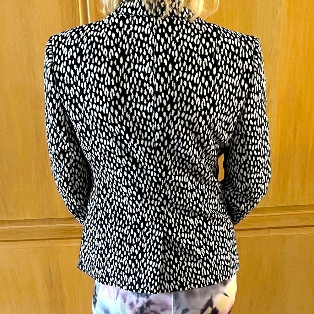 Banana Republic Blazer​​​​​ - Picture 4 of 8